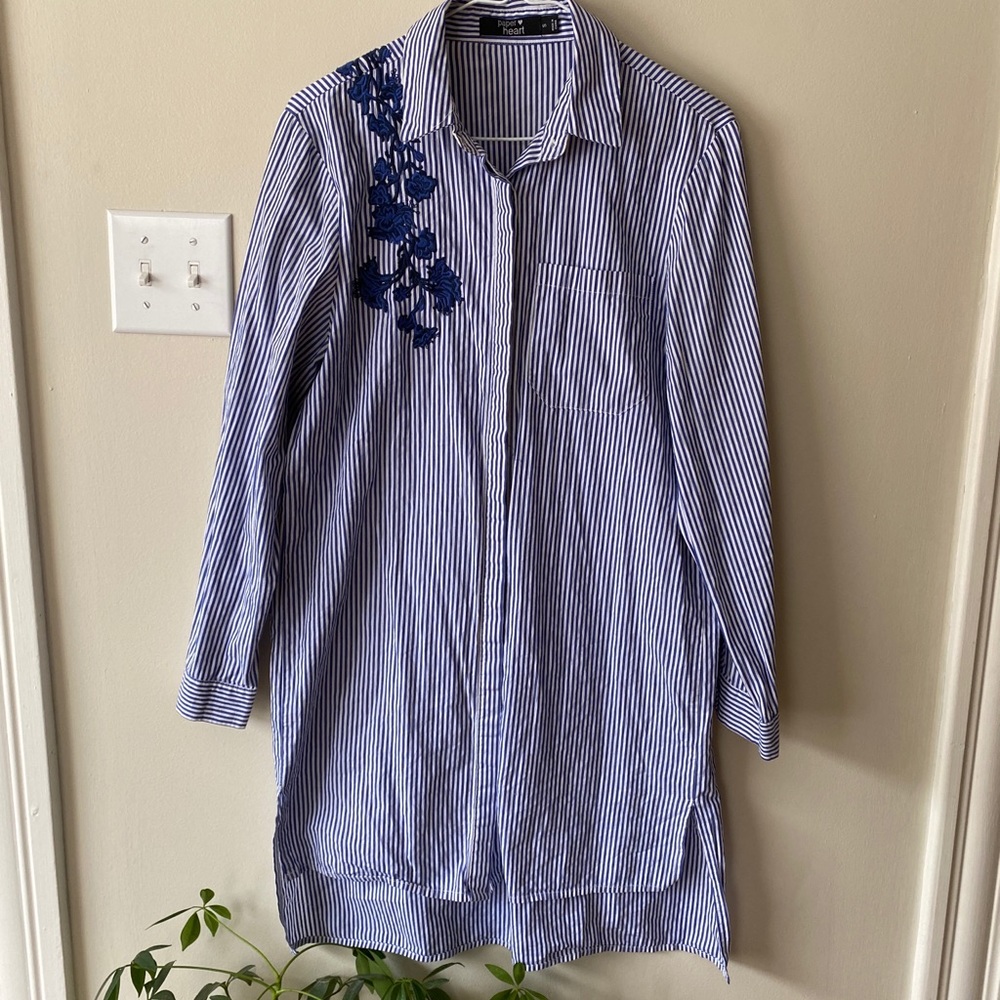 Hi! I'm Long Embroidered Shirt!